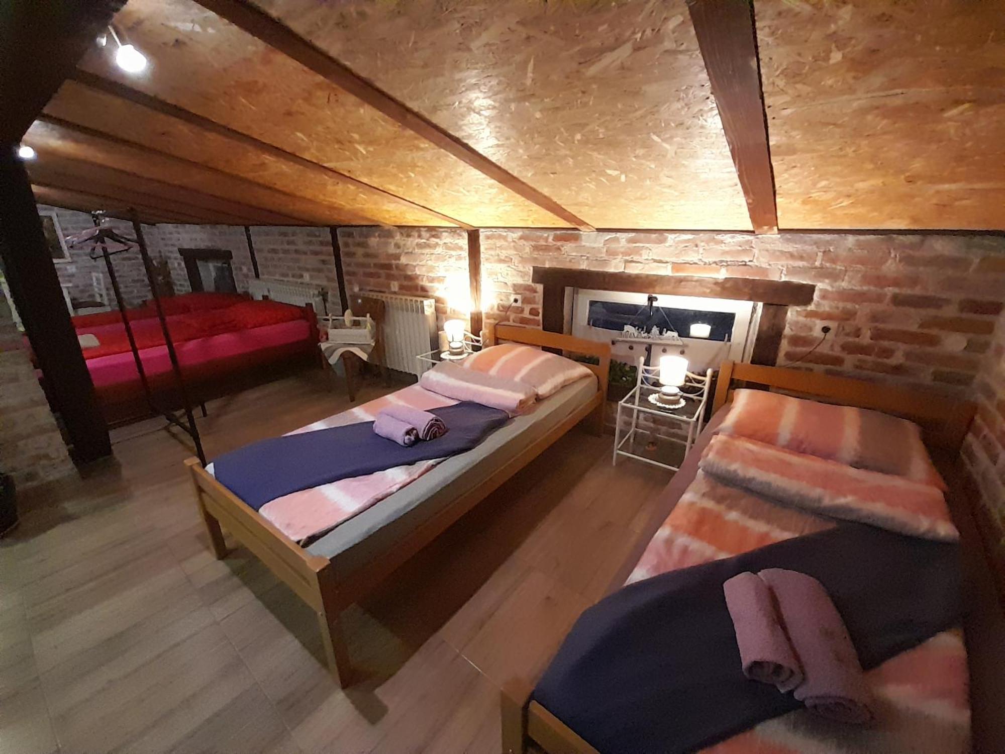 Apartment Ada Bed & Breakfast Грачац Номер фото
