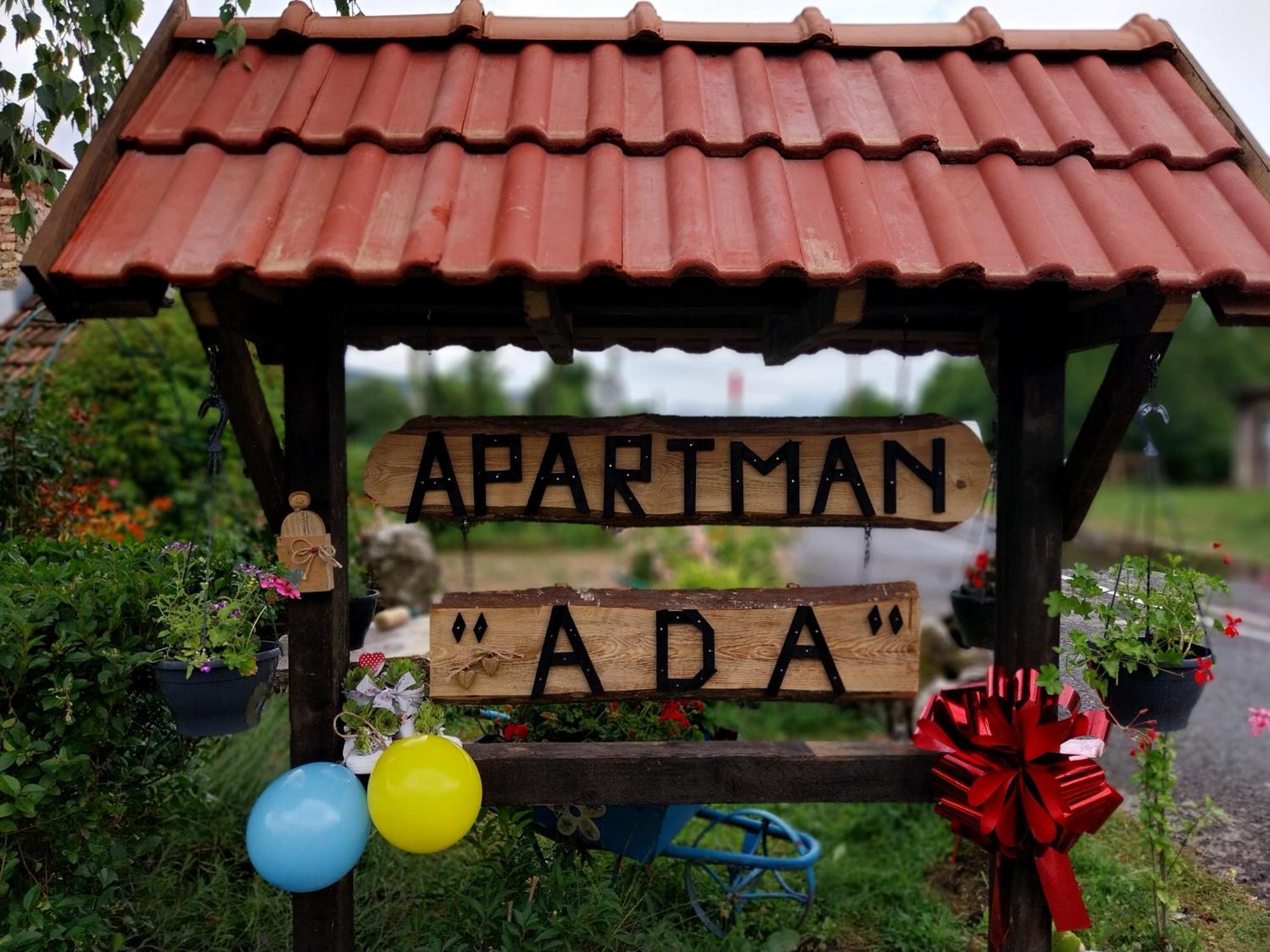 Apartment Ada Bed & Breakfast Грачац Экстерьер фото